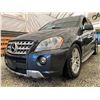 Image 2 : PARKSVILLE - 2011 MERCEDES-BENZ M-CLASS GREY 158461 KMS - D629736