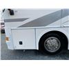 Image 10 : PARKSVILLE - 2001 FREIGHTLINER FLEETWOOD WHITE - DH38541