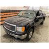 Image 4 : PARKSVILLE - 2010 GMC SIERRA BLACK 317981 KMS - D159900