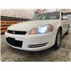 Image 2 : PARKSVILLE - 2007 CHEVROLET IMPALA WHITE 162564 KMS - B384865