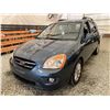 Image 3 : PARKSVILLE - 2010 KIA RONDO BLUE 187909 KMS - B314089