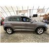 Image 11 : PARKSVILLE - 2014 VOLKSWAGEN TIGUAN GREY 254533 KMS - B619320