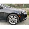 Image 25 : PARKSVILLE - 2015 CHRYSLER 200 BLACK 149539 KMS - B511092