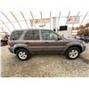 Image 11 : PARKSVILLE - 2005 FORD ESCAPE GREY 260120 KMS - BA91288