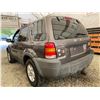 Image 20 : PARKSVILLE - 2005 FORD ESCAPE GREY 260120 KMS - BA91288