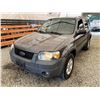 Image 3 : PARKSVILLE - 2005 FORD ESCAPE GREY 260120 KMS - BA91288