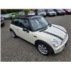 Image 10 : DUNCAN - 2006 MINI COOPER WHITE  195936KMS - JK71048
