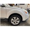 Image 25 : PARKSVILLE - 2010 SUBARU OUTBACK WHITE 301816 KMS - D355876