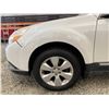 Image 31 : PARKSVILLE - 2010 SUBARU OUTBACK WHITE 301816 KMS - D355876