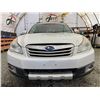 Image 5 : PARKSVILLE - 2010 SUBARU OUTBACK WHITE 301816 KMS - D355876