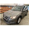 Image 3 : PARKSVILLE - 2010 VOLKSWAGEN TIGUAN GOLD 176638 KMS - P520727