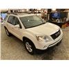 Image 10 : PARKSVILLE - 2012 GMC ACADIA WHITE 200757 KMS - P352526