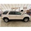 Image 11 : PARKSVILLE - 2012 GMC ACADIA WHITE 200757 KMS - P352526