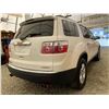 Image 14 : PARKSVILLE - 2012 GMC ACADIA WHITE 200757 KMS - P352526
