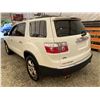 Image 21 : PARKSVILLE - 2012 GMC ACADIA WHITE 200757 KMS - P352526