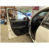 Image 51 : PARKSVILLE - 2012 GMC ACADIA WHITE 200757 KMS - P352526