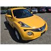 Image 6 : DUNCAN - 2015 NISSAN JUKE YELLOW 113246 KMS - D511836