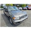 Image 6 : DUNCAN - 2003 NISSAN PATHFINDER GREY  269992 KMS - D803535