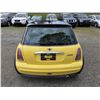 Image 12 : DUNCAN - 2003 MINI COOPER YELLOW 178035 KMS - PE15068