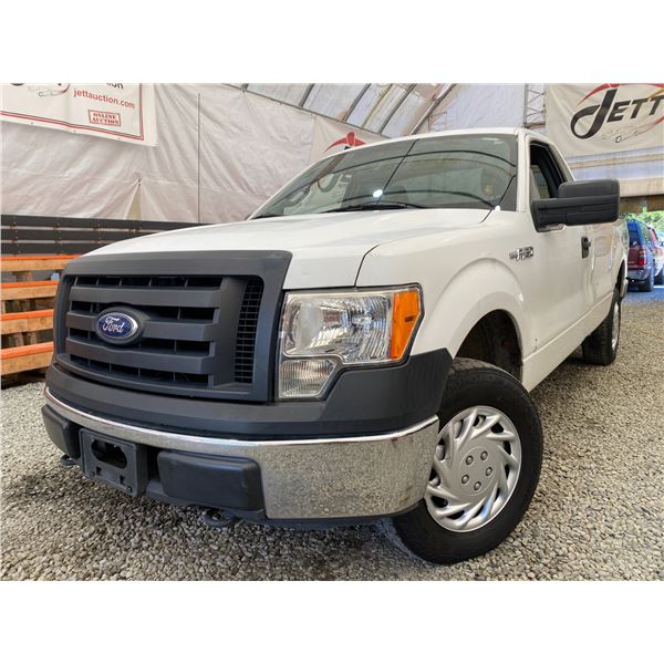 PARKSVILLE - 2012 FORD F-150 WHITE 205412 KMS - PD27390