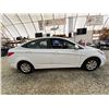 Image 11 : PARKSVILLE - 2013 HYUNDAI ACCENT WHITE 127859 KMS - D435249