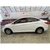 Image 23 : PARKSVILLE - 2013 HYUNDAI ACCENT WHITE 127859 KMS - D435249