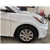 Image 25 : PARKSVILLE - 2013 HYUNDAI ACCENT WHITE 127859 KMS - D435249