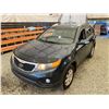 Image 4 : PARKSVILLE - 2011 KIA SORENTO BLUE 237272 KMS - D021160