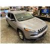 Image 10 : PARKSVILLE - 2014 JEEP CHEROKEE GREY 329433 KMS - D139688