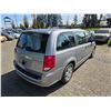 Image 10 : DUNCAN - 2013 DODGE GRAND CARAVAN SILVER  186186 KMS - D668075
