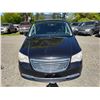 Image 4 : DUNCAN - 2014 CHRYSLER TOWN AND COUNTRY BLACK 266746 KMS - D116997