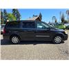 Image 7 : DUNCAN - 2014 CHRYSLER TOWN AND COUNTRY BLACK 266746 KMS - D116997