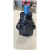 Image 3 : MACDON HYDRAULIC MOTOR PART # 275860
