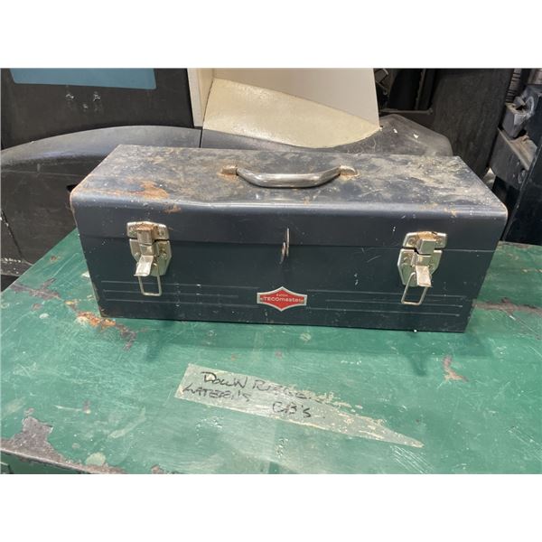 EATON TECOMASTER TOOL BOX AND ASSORTED HAND TOOLS