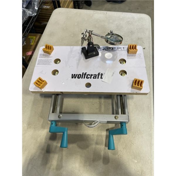 WOLFCRAFT MINI TABLE TOP WORKMATE, WITH VICE AND MAGNIFIER