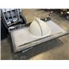 Image 1 : GRANITE VANITY TOP W/ SINK - 38" x 22"