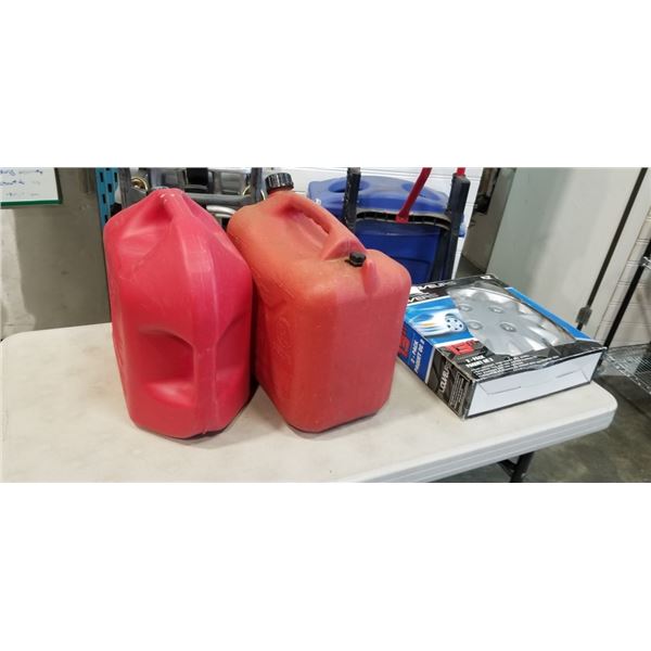 2 JERRY CANS AND ENJOLIVEURS WHEEL COVERS 13" 2 PACK