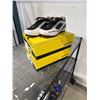 Image 1 : 2 NEW PAIRS OF EASTON DIAMOND LO WFII BLACK SIZE 8 WOMENS / 7 MENS BASEBALL CLEATS