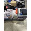 Image 3 : PALLET OF STORE RETURN ITEMS, MOSTLY ALL WORKING / FUNCTIONAL, MISSING MAJOR COMPONENTS OR ACCESSORI