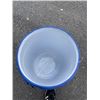 Image 4 : 50 LITER FOOD GRADE PLASTIC DRUM WITH LID