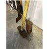 Image 4 : SLEDGE HAMMER, AXE AND SPLITTING MAUL HEAD