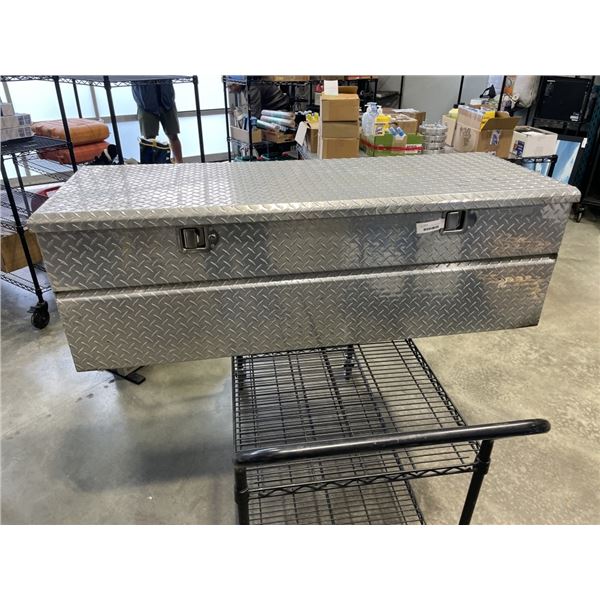 CHECKER PLATE 61 INCH X 24 INCH TRUCK BOX, LOCKING WITH 2 KEYS