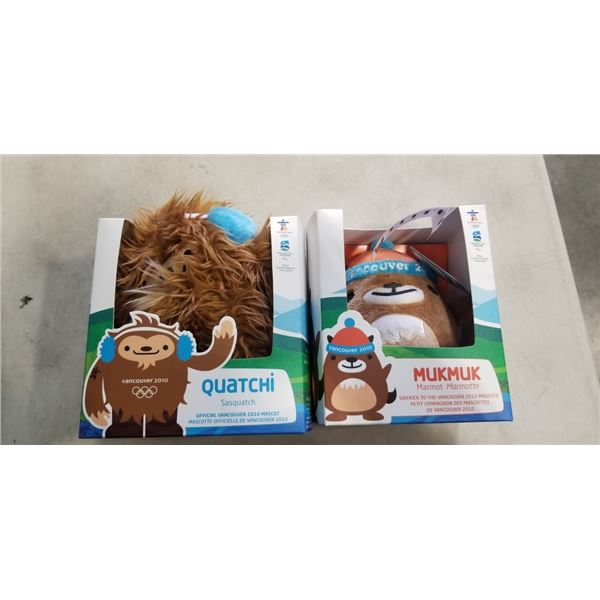 2 VANCOUVER 2010 MASCOT PLUSHIES IN BOX. MUKMUK AND QUATCHI
