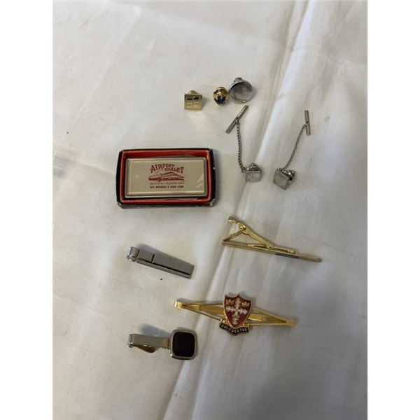 AIRPORT CHALET POCKET KNOFE, MISC, TIE PINS AND TIE BARS
