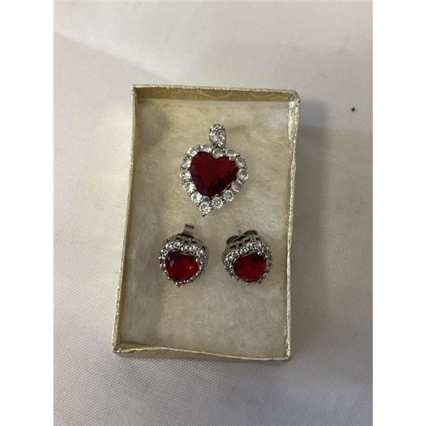 SILVER PENDANT W/ MATCHING PAIR OF EARRINGS SET