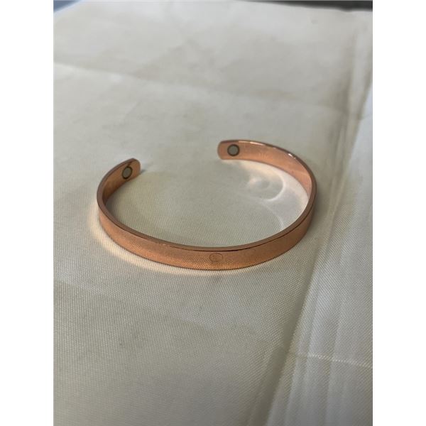 SOLID COPPER W/ MAGNET HEALTH OPEN CUFF BANGLE