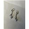 Image 7 : 6 PAIRS OF MISC SILVER AND STERLING SILVER W/ PEARLS AND BEADS DANGLE EARRINGS