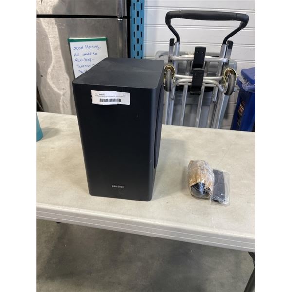 SAMSUNG SUB WITH REMOTE AND POWER CORDS
