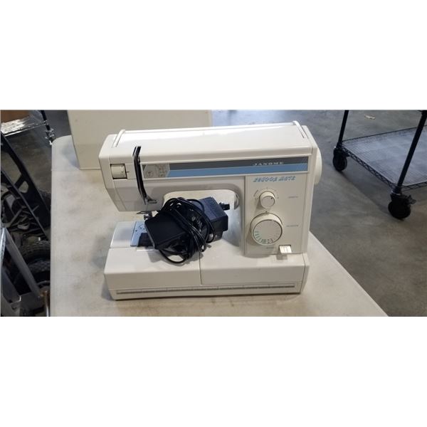 JANOMESCHOOL MATE SEWING MACHINE  WITH POWER SUPPLY AND PEDAL