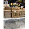 Image 1 : 3 ANTIQUE CANADA  DRY CRATES